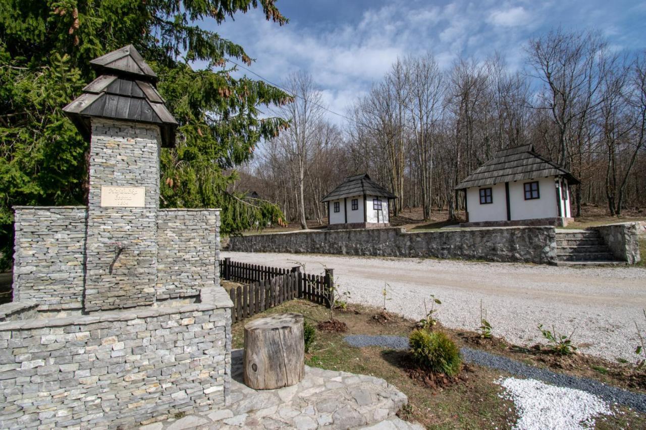 Holiday Park Hajducka Cesma Dubovsko Kültér fotó