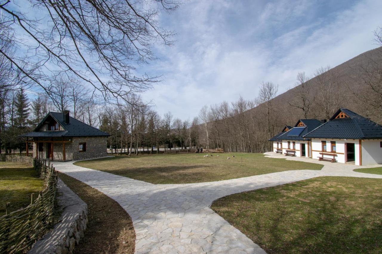 Holiday Park Hajducka Cesma Dubovsko Kültér fotó