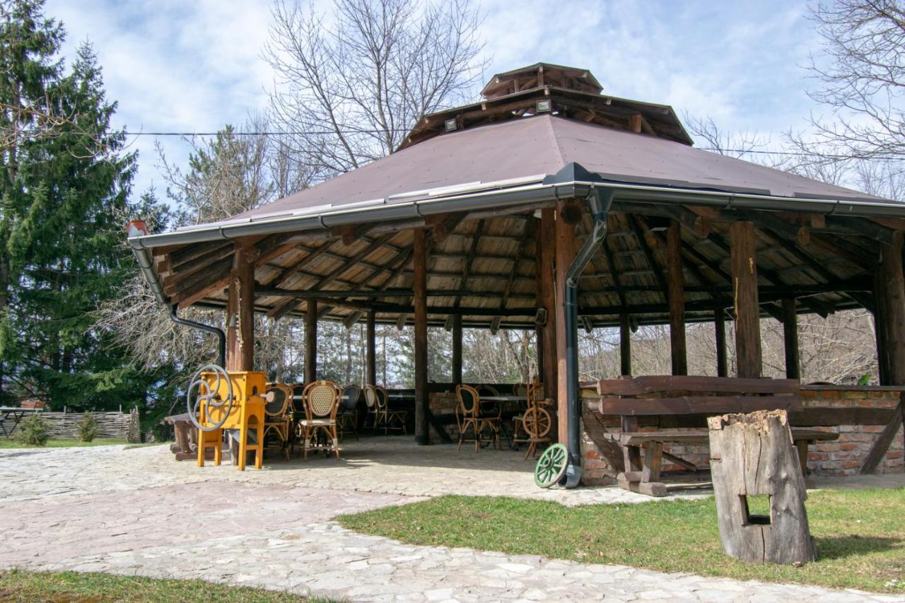 Holiday Park Hajducka Cesma Dubovsko Kültér fotó